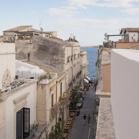 Terrazza Sullisola By Ortigiaapartments 锡拉库扎